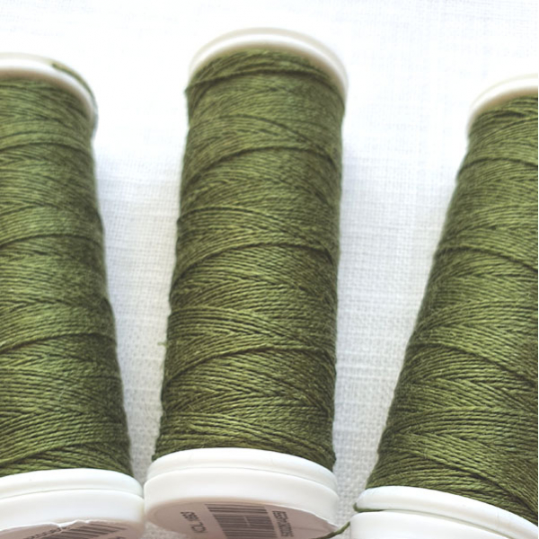 nici lniane zielony karczoch, Artichoke Green linen threads.